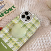Funda para iPhone con cuadros vichy estilo cottagecore